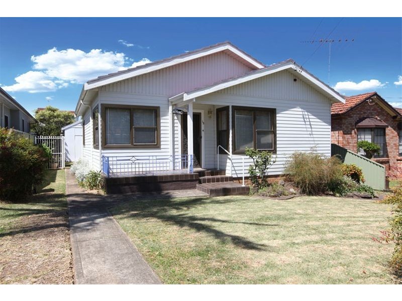 13 Eddie Avenue, Panania NSW 2213