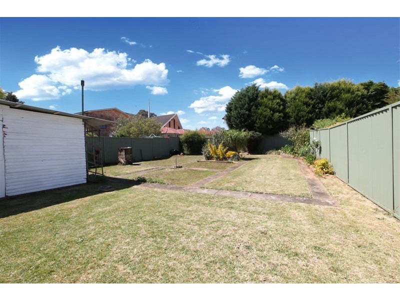 13 Eddie Avenue, Panania NSW 2213