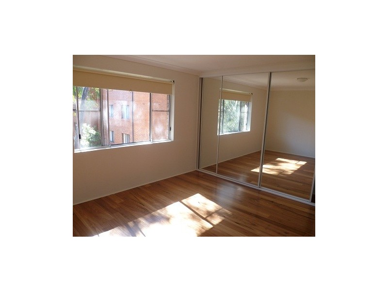 4/42-44 Sir Joseph Banks Street, Bankstown NSW 2200