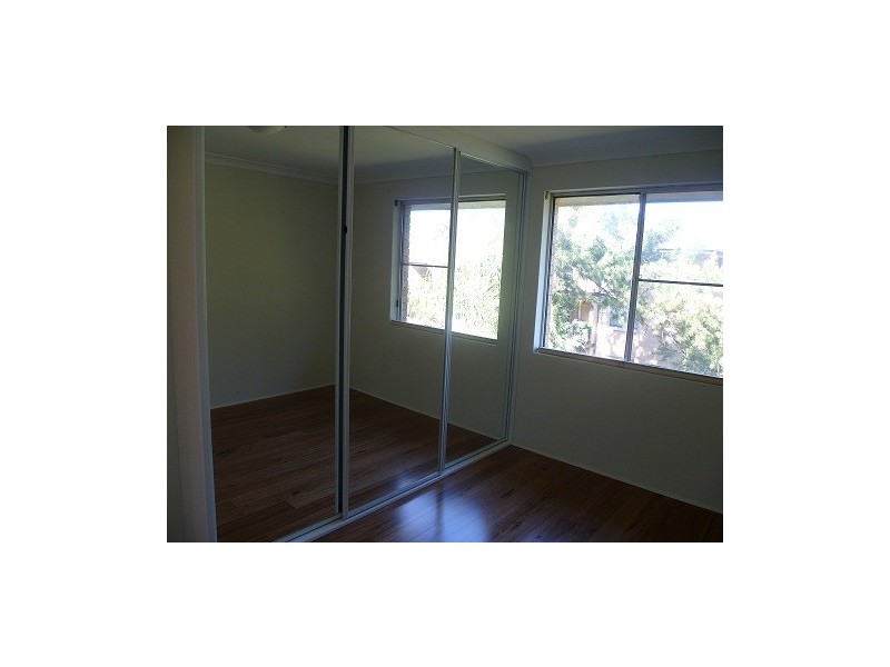 4/42-44 Sir Joseph Banks Street, Bankstown NSW 2200