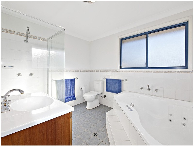 11 Piper Close, Milperra NSW 2214
