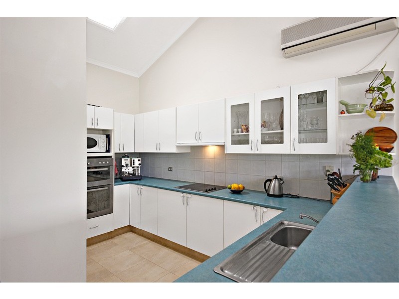 614 Henry Lawson Drive, East Hills NSW 2213