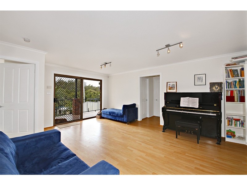 614 Henry Lawson Drive, East Hills NSW 2213