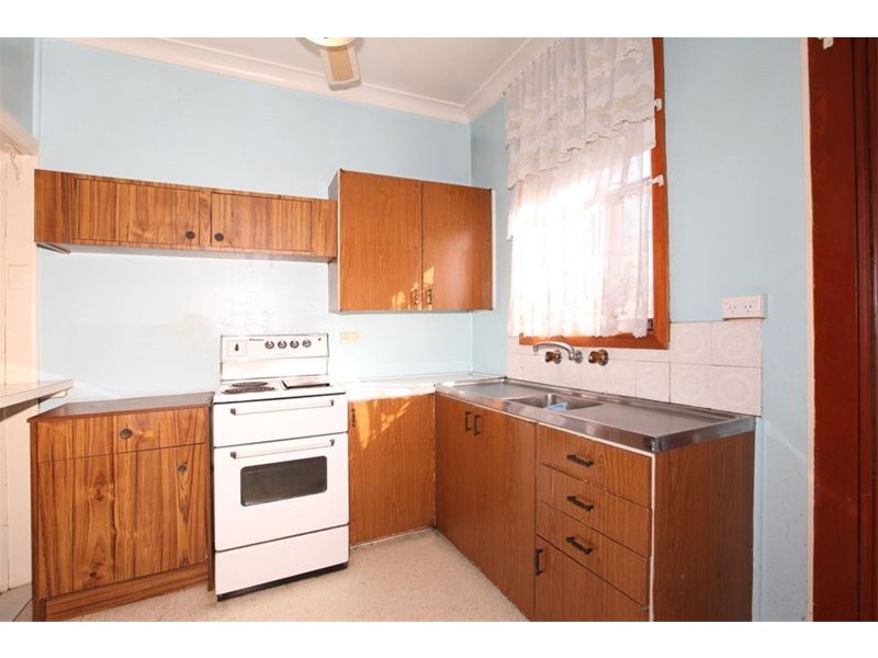 13 Peake Parade, Peakhurst NSW 2210