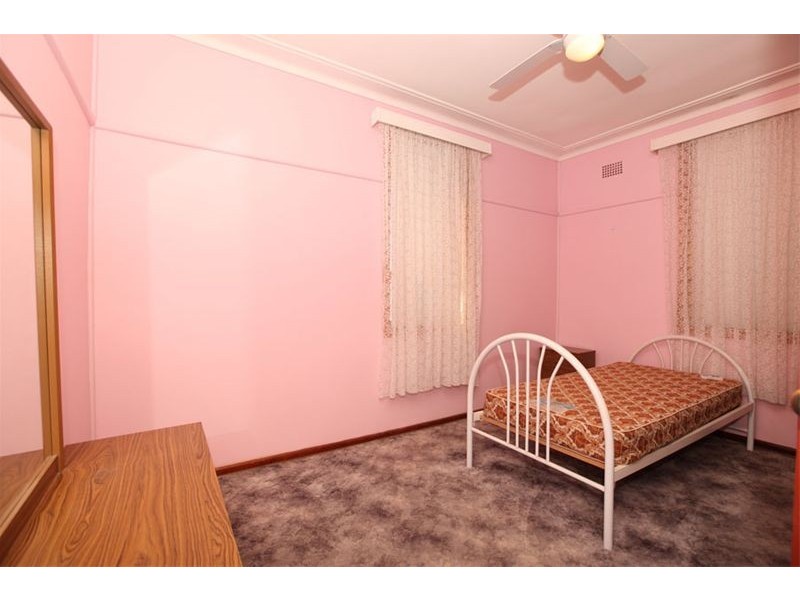 13 Peake Parade, Peakhurst NSW 2210
