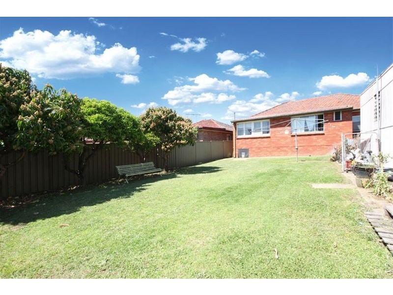 6 Weston Street, Revesby NSW 2212