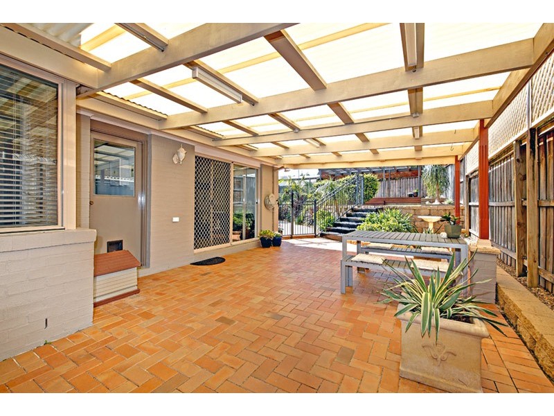 10 Eucalyptus Court, Picnic Point NSW 2213
