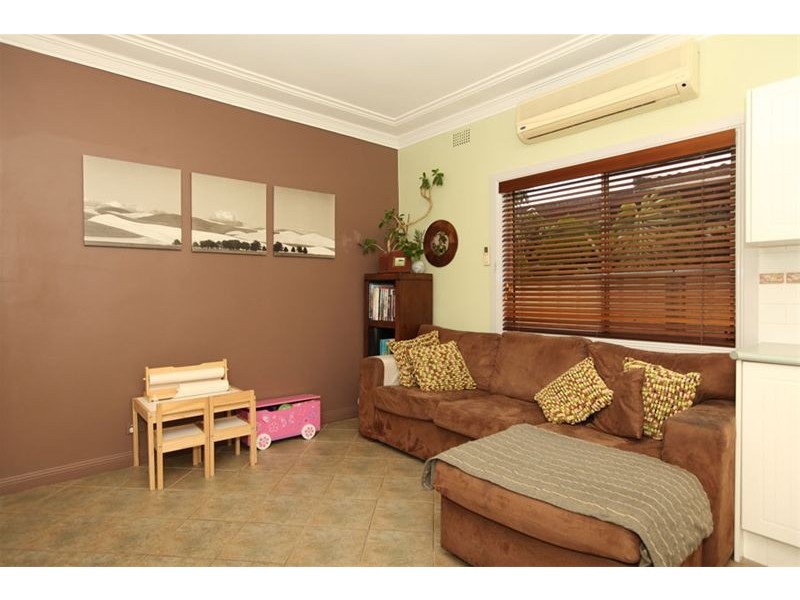 234  The River Road, Revesby NSW 2212
