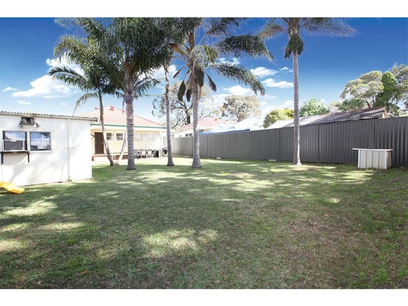 8 Kerrie Crescent, Panania NSW 2213