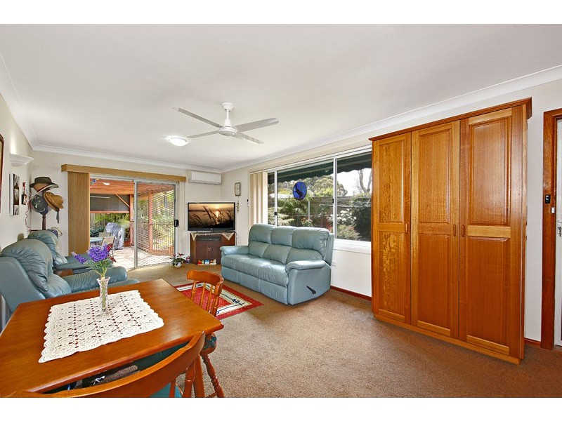 21 Austin Boulevard, Picnic Point NSW 2213
