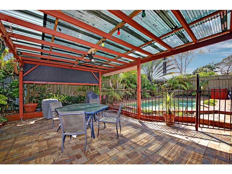 21 Austin Boulevard, Picnic Point NSW 2213