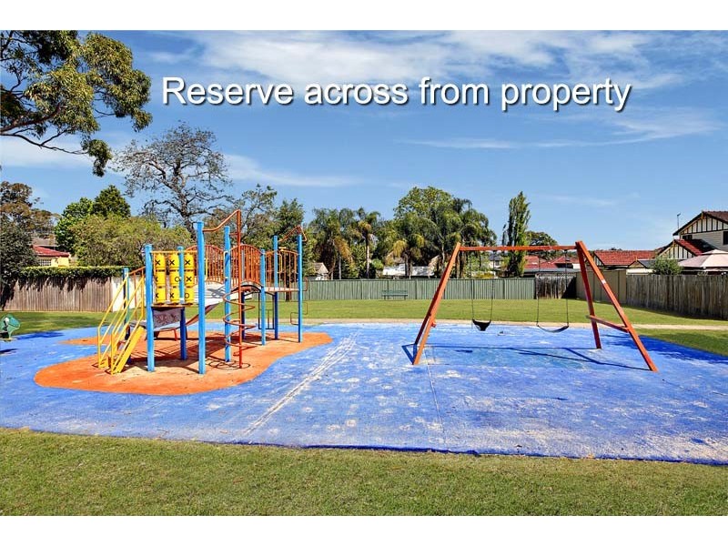 21 Austin Boulevard, Picnic Point NSW 2213