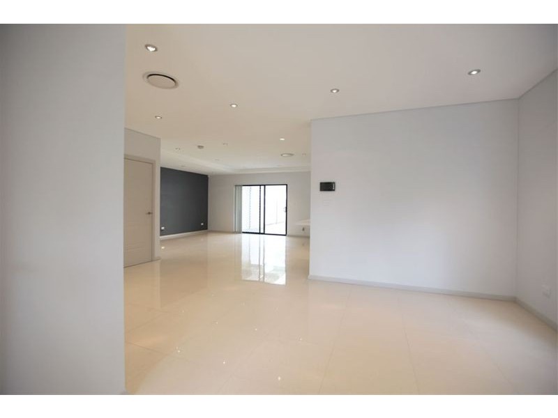 17A Burns Road, Picnic Point NSW 2213