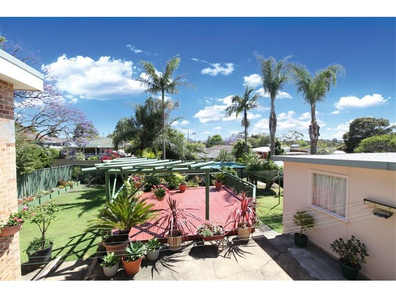 24 Burns Road, Picnic Point NSW 2213