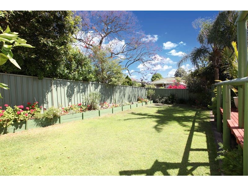 24 Burns Road, Picnic Point NSW 2213