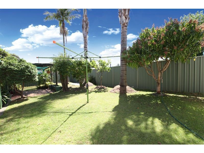24 Burns Road, Picnic Point NSW 2213