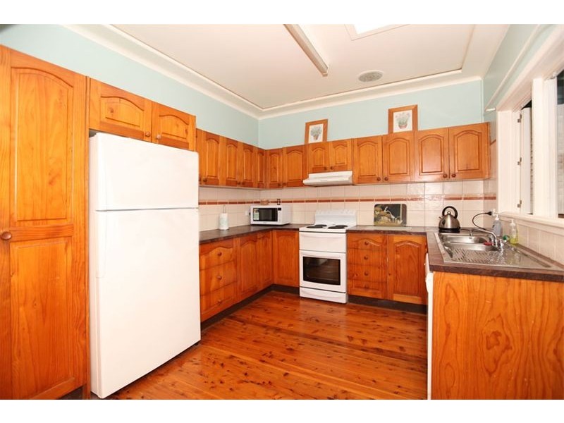 37 Ellesmere Street, Panania NSW 2213