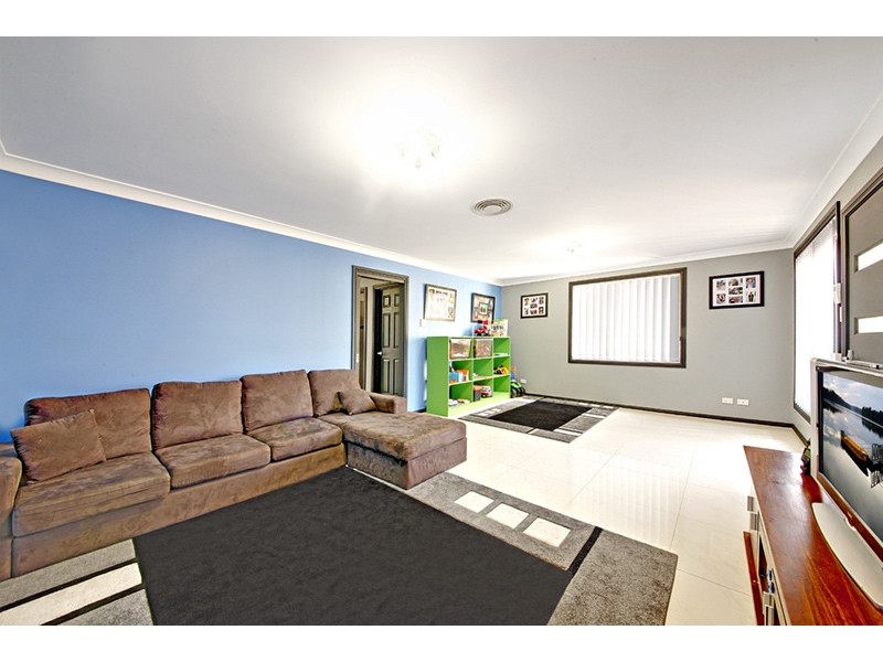 20 Knight Avenue, Panania NSW 2213