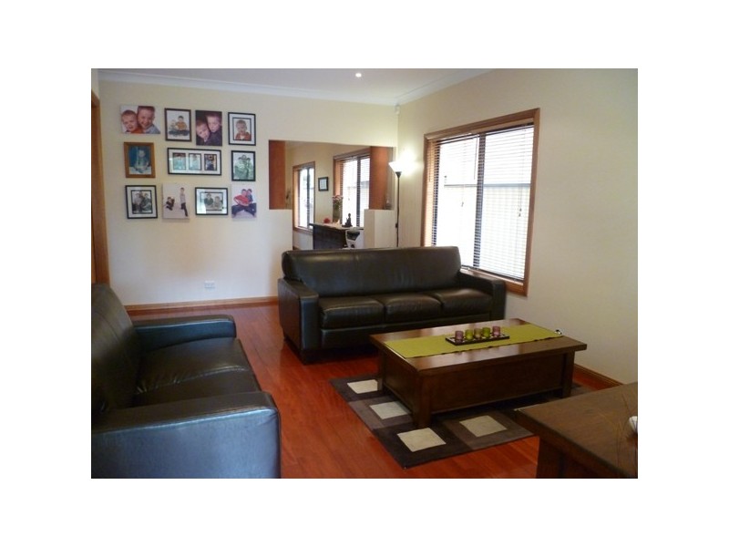 16 Bracher Street, East Hills NSW 2213