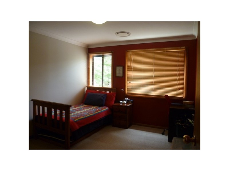 16 Bracher Street, East Hills NSW 2213