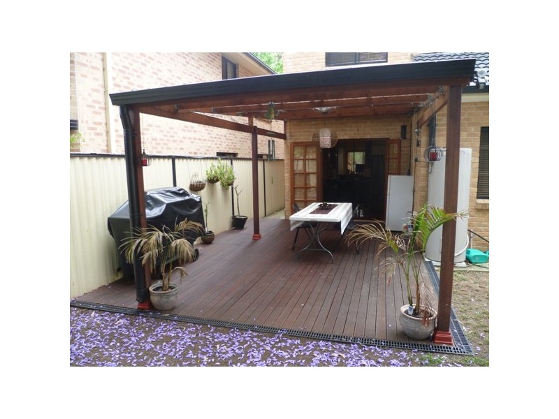 16 Bracher Street, East Hills NSW 2213