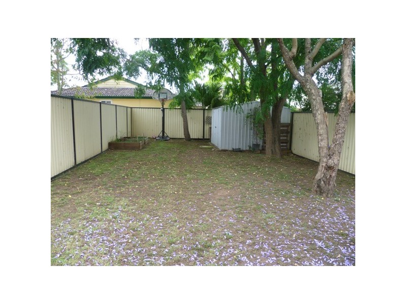 16 Bracher Street, East Hills NSW 2213