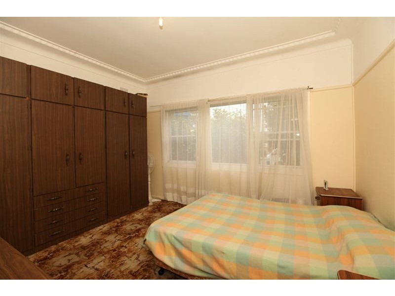 136 Tompson Road, Panania NSW 2213