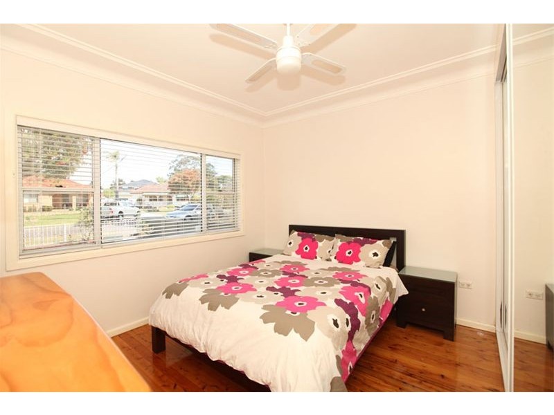 8 Kerrie Crescent, Panania NSW 2213