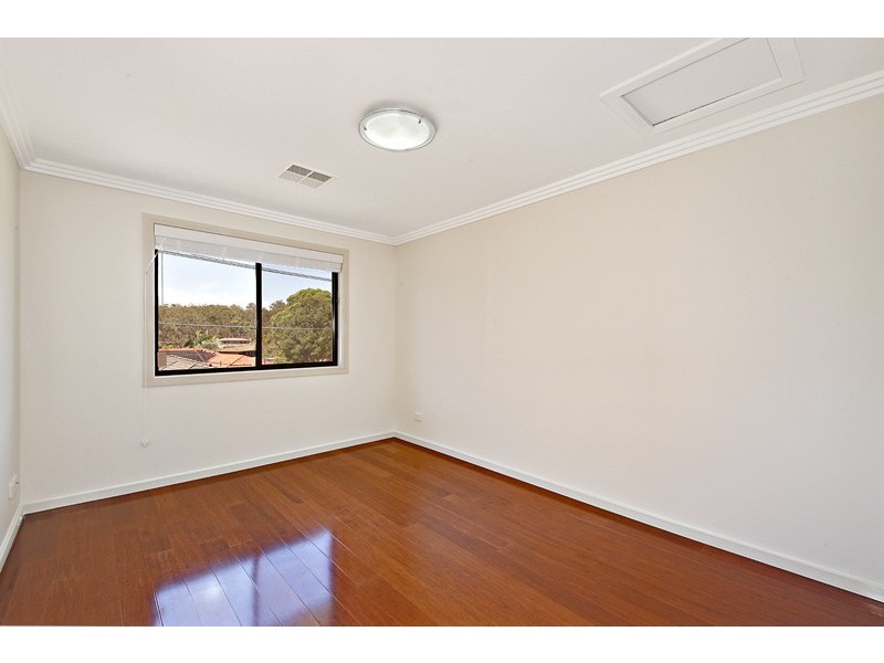 4 Joyce Avenue, Picnic Point NSW 2213