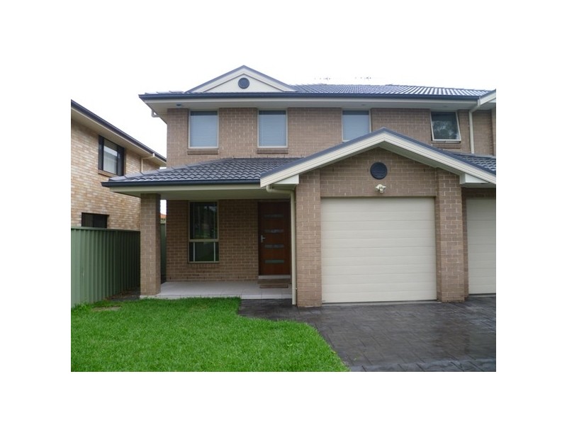 5A Sandra Avenue, Panania NSW 2213