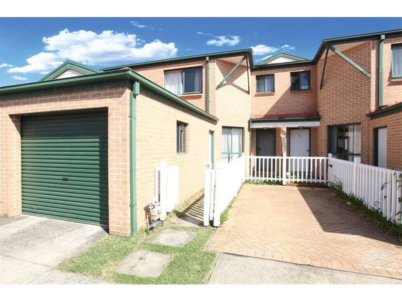 13/169 Horsley Road, Panania NSW 2213