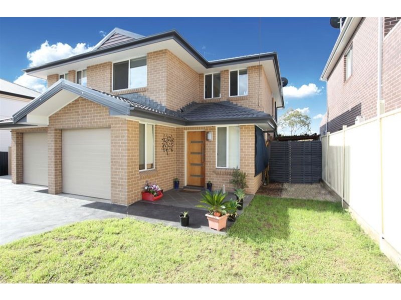 10A Blanc Avenue, East Hills NSW 2213