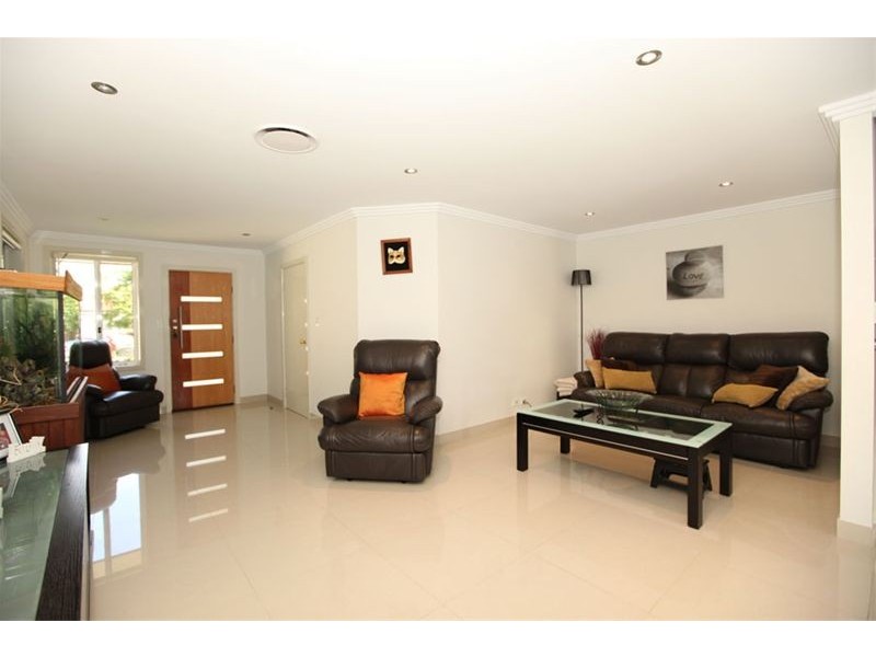 10A Blanc Avenue, East Hills NSW 2213