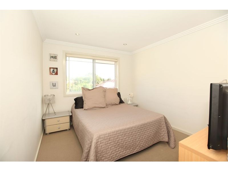 10A Blanc Avenue, East Hills NSW 2213