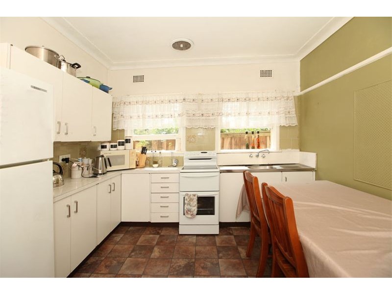 400 Henry Lawson Drive, Milperra NSW 2214