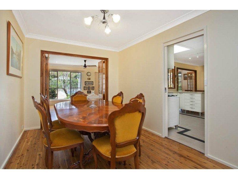 14 Burbank Ave, East Hills NSW 2213