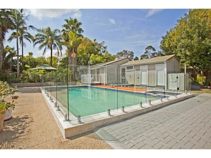 14 Burbank Ave, East Hills NSW 2213