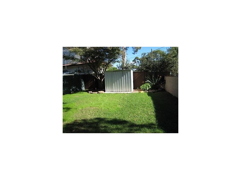 2c Roslyn Avenue, Panania NSW 2213