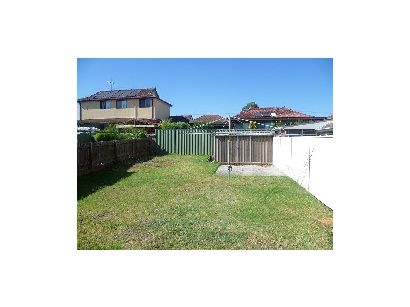 26 Taloma Street, Picnic Point NSW 2213