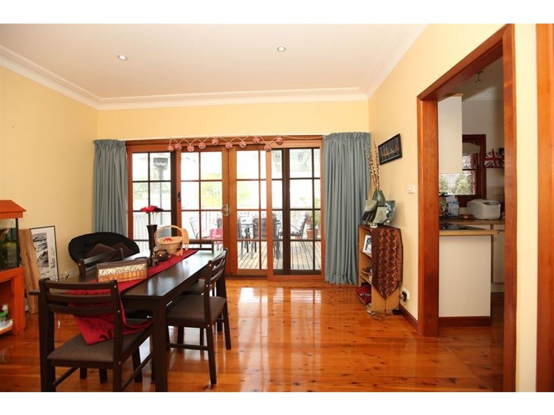 16 Paul Street, Panania NSW 2213