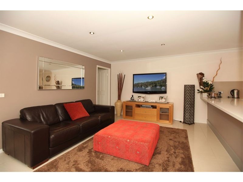 1/825 Henry Lawson Drive, Picnic Point NSW 2213