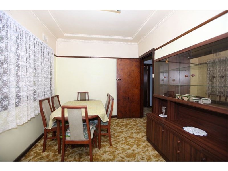 18 Ferndale Road, Revesby NSW 2212