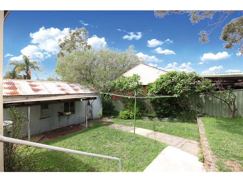 11 Mars Street, Revesby NSW 2212