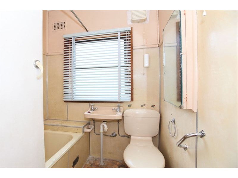 7 Killara Avenue, Panania NSW 2213