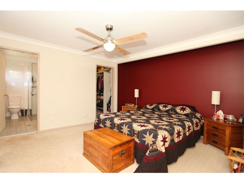 7 Ogilvie Street, East Hills NSW 2213