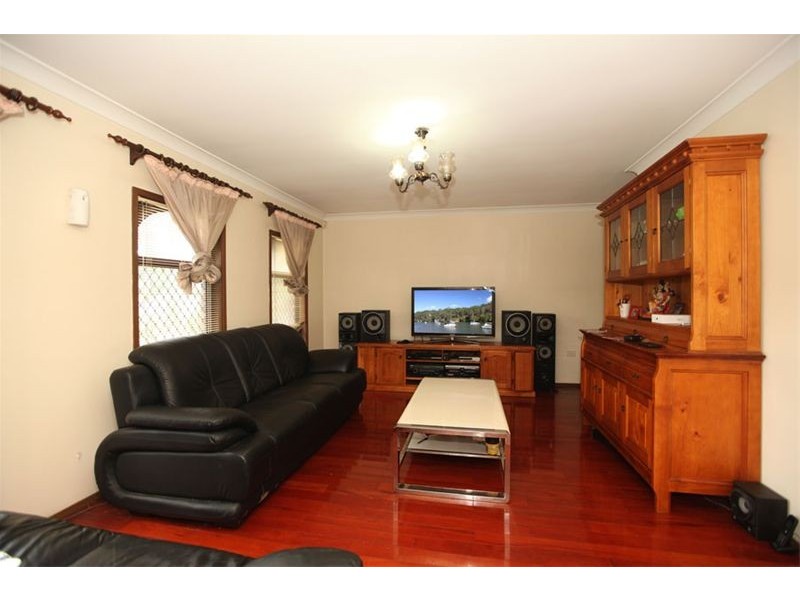 84 Horsley Road, Panania NSW 2213