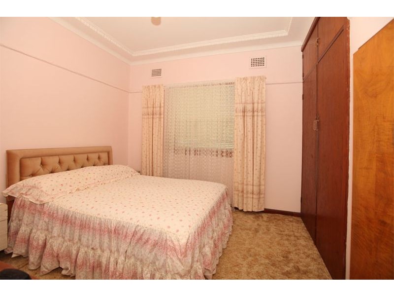 112  Lambeth Street, Panania NSW 2213