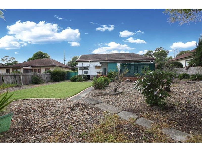 112  Lambeth Street, Panania NSW 2213