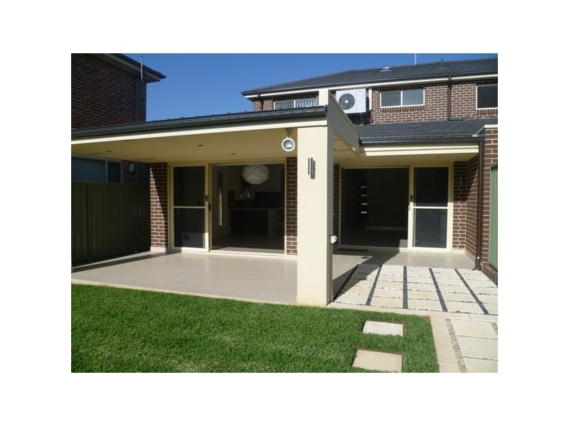 88 Victor Avenue, Picnic Point NSW 2213