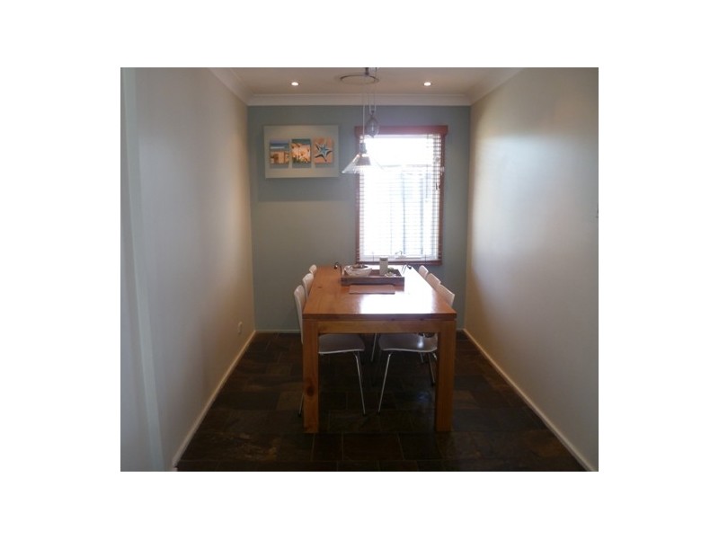 6 Bapaume Place, Milperra NSW 2214